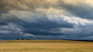 Une perturbation pluvieuse abordera l'ouest du pays vendredi avant de traverser la France ce week-end. (Photo d'illustration) Une perturbation pluvieuse abordera l'ouest du pays vendredi avant de traverser la France ce week-end. (Photo d'illustration)